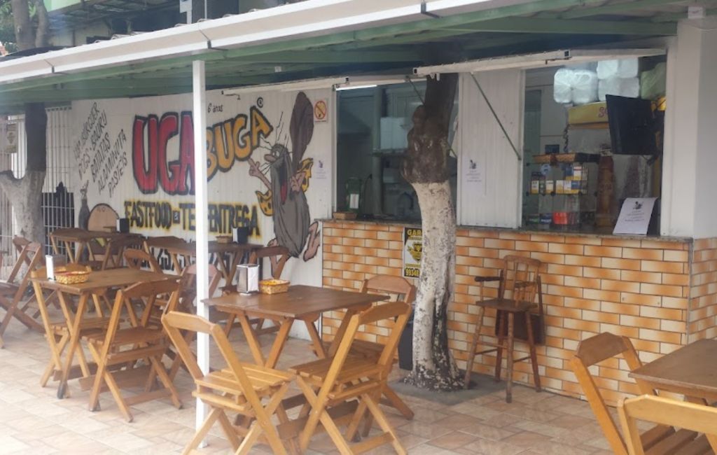 UGA BUGA LANCHES pub & bar, Canoas, R. República - Restaurant reviews
